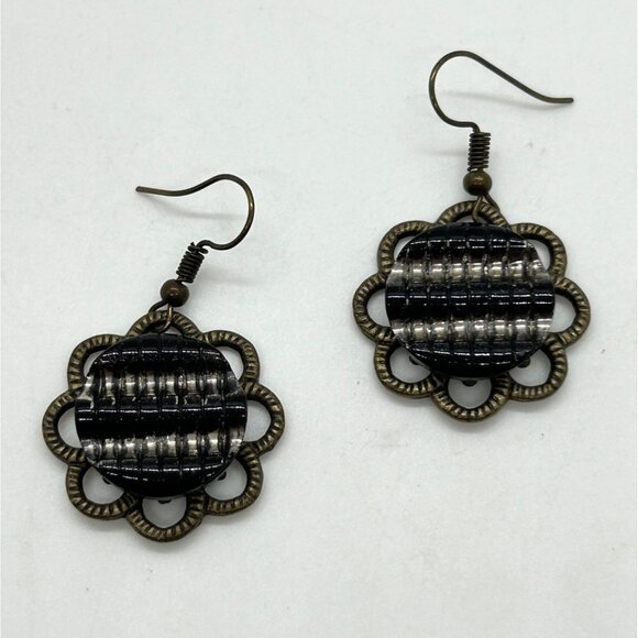 Vintage Button-Inspired Silver-Tone Dangle Earrings With Flower Design Retro - Picture 2 of 11